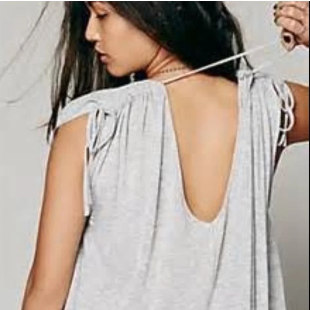 Free people moon dance abstract print on front solid print on back tee